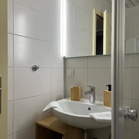 Fi-suiten * 瓦尔德克