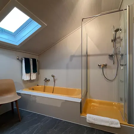 Fi-suiten * 瓦尔德克